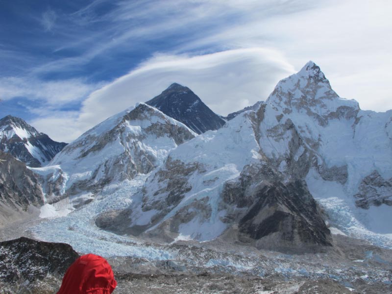 Mount Everest mit Westschulter, Lothse  und Nuptse hinter dem Kumbu-Gletscher